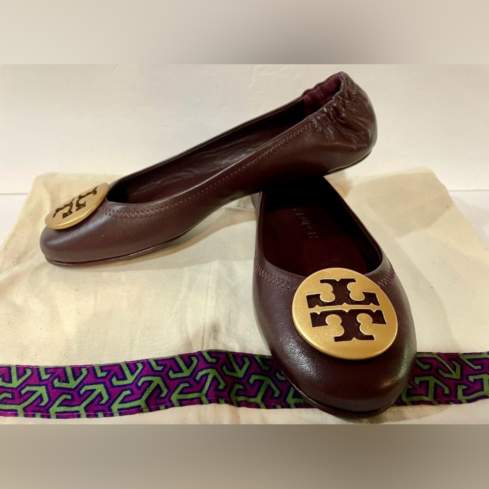 Tory Burch Women's Burgundy  Flats with Gold Emblem. - Picture 3 of 16